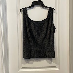 Ladies elegant tank top by Ness.
